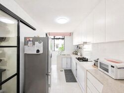 Silahis Apartments (D15), Apartment #608114941